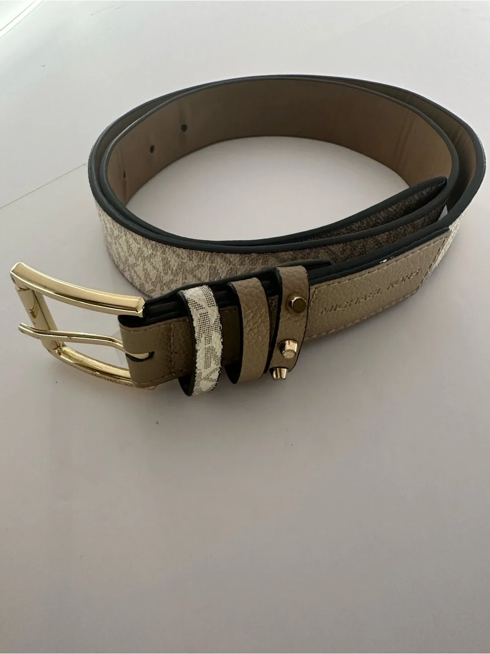 Michael Kors Vanilla MK Logo Belt Gold Buckle Women’s Size Medium